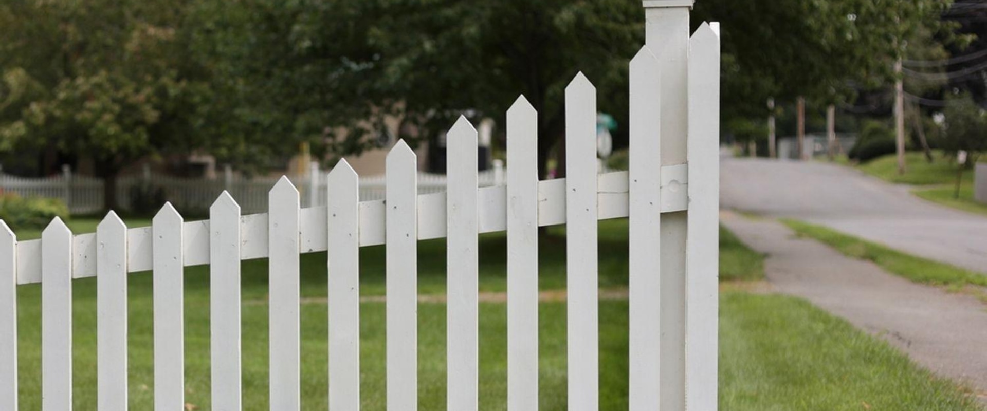 How to Estimate the Cost of Your Next Fence Project