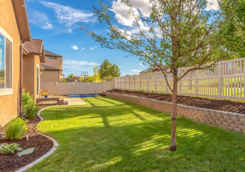 Expert Tips for Choosing the Right Fence for Your Property